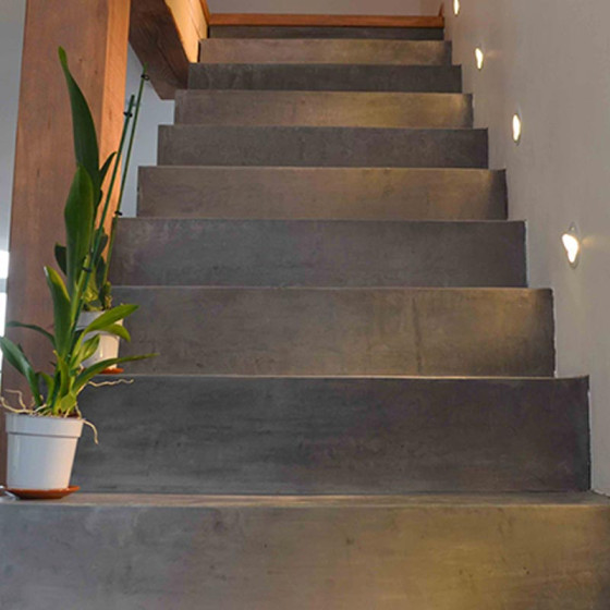 escalier exterieur beton cire