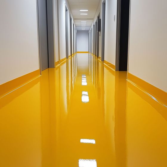 Résine Epoxy Sol, autolissante - REVEPOXY AL AUTOLISSANT - Mise en situation - Jaune signalisation Résine Epoxy Sol, autolissante - REVEPOXY AL AUTOLISSANT - Mise en situation - Jaune signalisation